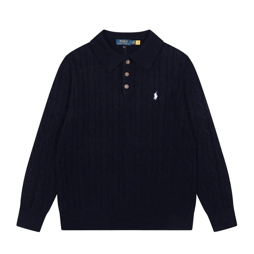 P250 Top quality" Style number: DS862# (not off the shelves all year round) [Ralph Lauren autumn and winter solid color pony embroidery logo knitted POLO lapel sweater] ✅Ralph Lauren Ralph Lauren classic basic lapel POLO same style knitted autumn and winter sweater for men and women ✅Main supplier platform live broadcast Wholesale entity Replenish when out of stock Not off the shelf ✅ZP quality 1:1 version Scan the code to enter the GF website Counter quality ✅Details and quality The only one in Guangzhou Imported high-quality cotton yarn, focusing on high-end, cost-effective, good quality needless to say ✅The version is restored to the original order, the maximum size can be worn up to 190 pounds, loose, comfortable and stress-free ✅The upper body is simple and easy to match, a must-have for men ootd, good-looking clothes are never picky, a must-have recommendation for couples' wardrobes Size: S-XL Color: Black White Gray Khaki Navy Blue White Label Navy Blue Red Label